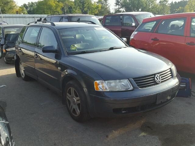 WVWVD23B6YE273011 - 2000 VOLKSWAGEN PASSAT GLX 蓝色 照片 1