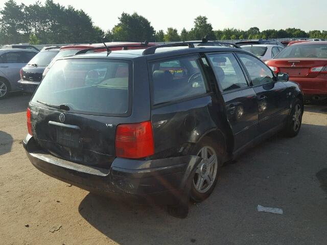 WVWVD23B6YE273011 - 2000 VOLKSWAGEN PASSAT GLX 蓝色 照片 4