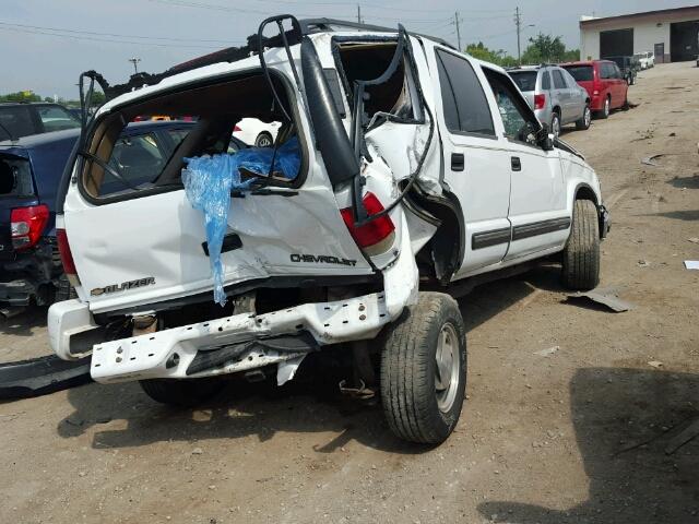 1GNDT13W8Y2258191 - 2000 CHEVROLET BLAZER WHITE photo 4