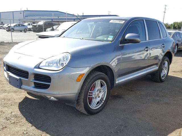 WP1AB29P15LA64594 - 2005 PORSCHE CAYENNE S GRAY photo 2