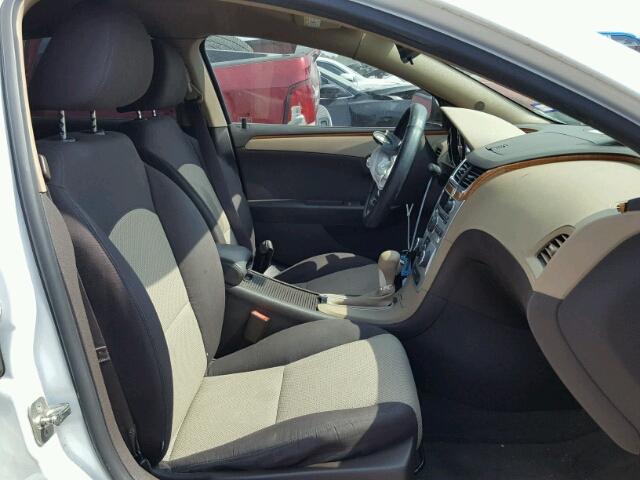 1G1ZC5E06CF215008 - 2012 CHEVROLET MALIBU 1LT 白色 照片 5