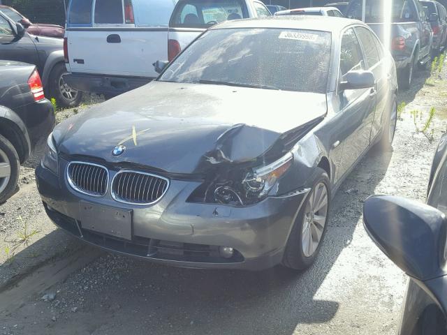 WBANF73527CU21745 - 2007 BMW 530 XI GRAY photo 2