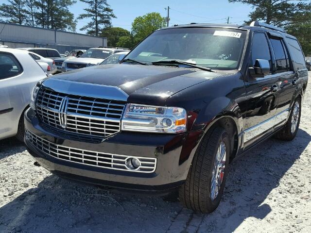 5LMFU275X7LJ14696 - 2007 LINCOLN NAVIGATOR შავი ფოტო 2