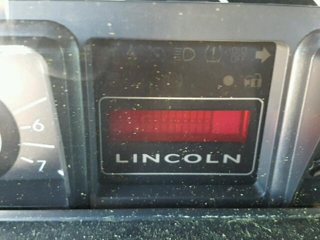 5LMFU275X7LJ14696 - 2007 LINCOLN NAVIGATOR შავი ფოტო 8