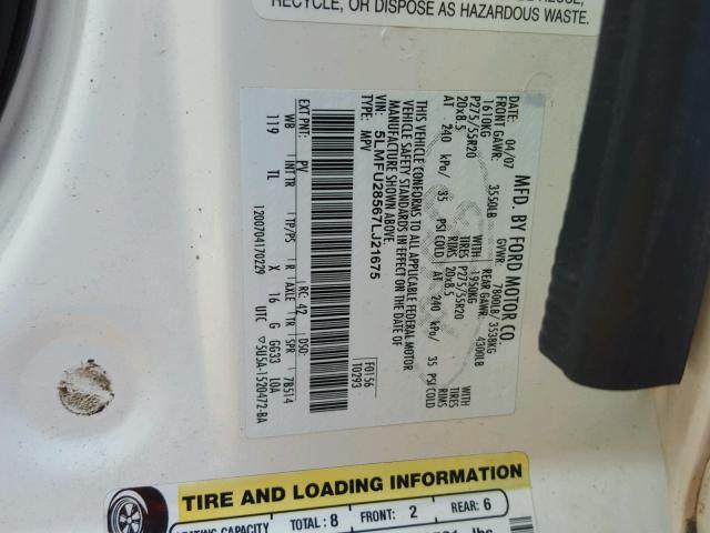 5LMFU28567LJ21675 - 2007 LINCOLN NAVIGATOR WHITE photo 10