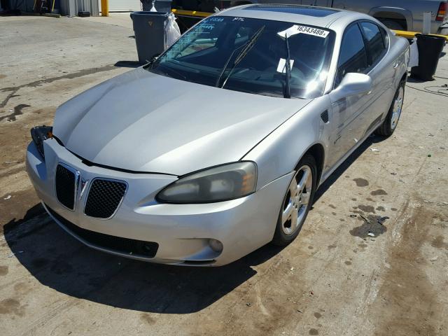 2G2WC58C281178929 - 2008 PONTIAC GRAND PRIX SILVER photo 2