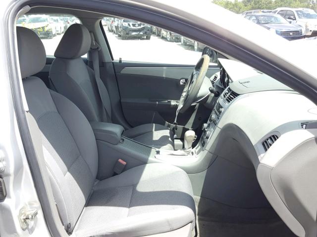 1G1ZB5E17BF172356 - 2011 CHEVROLET MALIBU LS 银色 照片 5