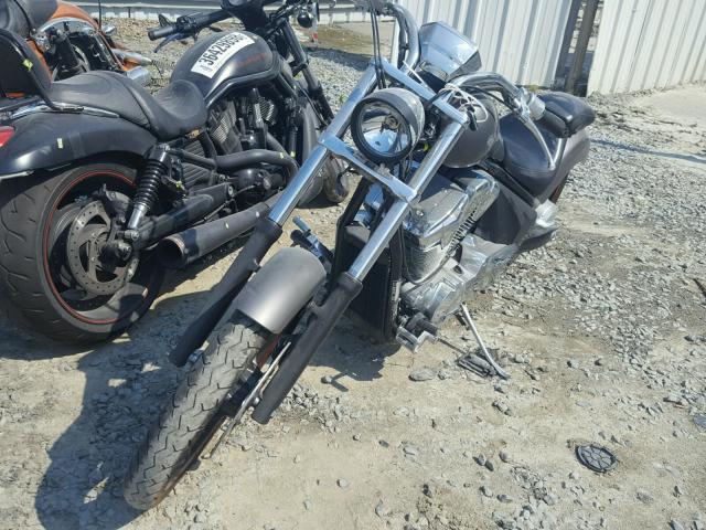 JH2SC6151AK000602 - 2010 HONDA VT1300 CX BLACK photo 2