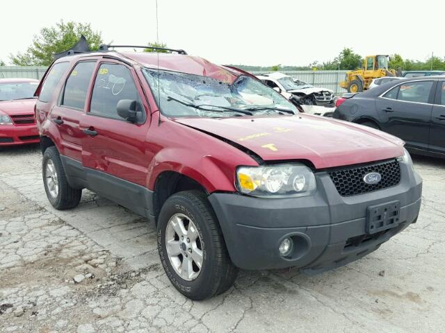 1FMYU03Z65KB42653 - 2005 FORD ESCAPE XLT RED photo 1