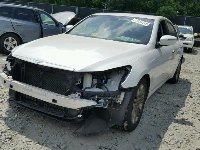 KMHGC4DF9BU120575 - 2011 HYUNDAI GENESIS 4. WHITE photo 2