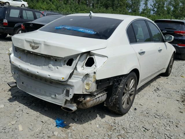 KMHGC4DF9BU120575 - 2011 HYUNDAI GENESIS 4. WHITE photo 4