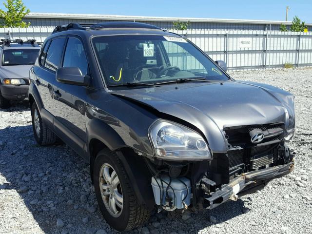 KM8JN12D08U733905 - 2008 HYUNDAI TUCSON SE GRAY photo 1