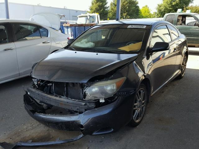 JTKDE177X50007467 - 2005 TOYOTA SCION TC GRAY photo 2