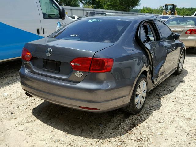3VW2K7AJ2CM335973 - 2012 VOLKSWAGEN JETTA BASE 石墨色 照片 4