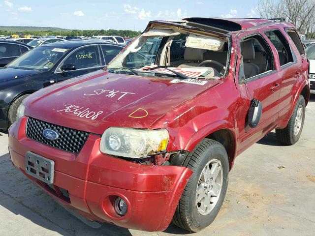 1FMYU04135KD64088 - 2005 FORD ESCAPE LIM RED photo 2