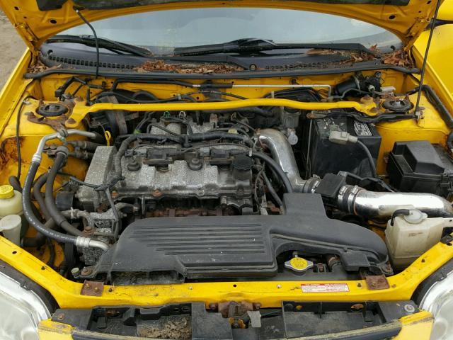 JM1BJ245521541940 - 2002 MAZDA PROTEGE PR YELLOW photo 7