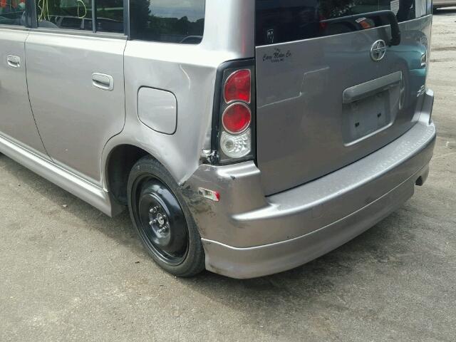 JTLKT334950180719 - 2005 TOYOTA SCION XB 银色 照片 9