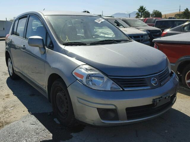 3N1BC13E68L376894 - 2008 NISSAN VERSA S SILVER photo 1