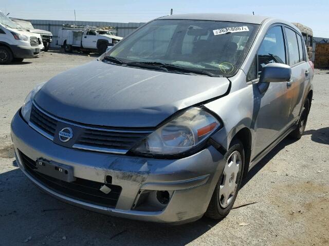 3N1BC13E68L376894 - 2008 NISSAN VERSA S SILVER photo 2