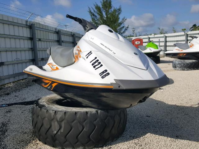 YAMA1595L516 - 2016 YAMAHA MARINE LOT WHITE photo 1