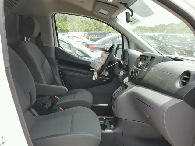 3N63M0YN5GK694881 - 2016 CHEVROLET CITY EXPRE WHITE photo 5