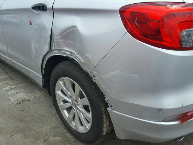 LRBFX1SA6JD025091 - 2018 BUICK ENVISION E SILVER photo 9