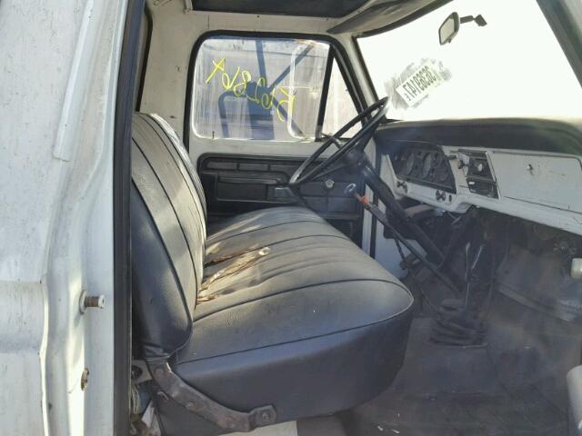 F60DVR40671 - 1973 FORD F600 WHITE photo 6