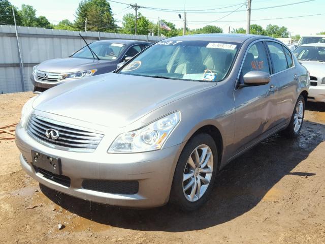 JNKCV61F39M365507 - 2009 INFINITI G37 GRAY photo 2