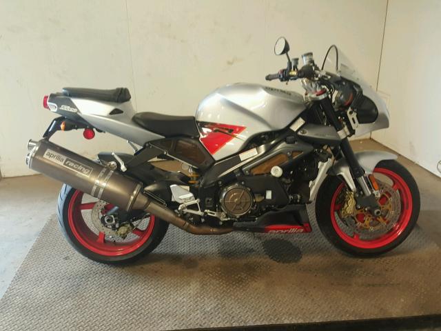 ZD4RPC0545S000065 - 2005 APRILIA TUONO 1000 SILVER photo 9