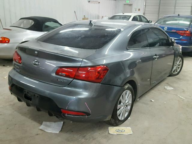 KNAFX6A84E5235263 - 2014 KIA FORTE EX CHARCOAL photo 4