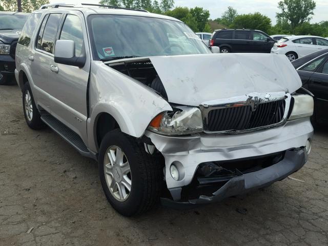 5LMEU88H24ZJ17897 - 2004 LINCOLN AVIATOR 银色 照片 1