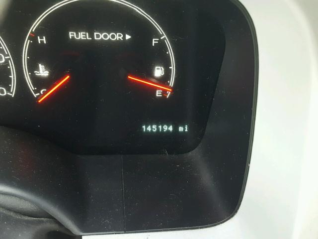 5LMEU88H24ZJ17897 - 2004 LINCOLN AVIATOR 银色 照片 8