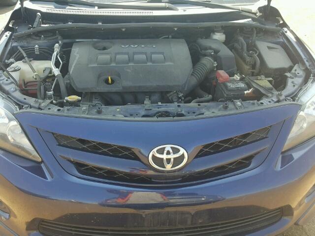 5YFBU4EE2DP112075 - 2013 TOYOTA COROLLA BA BLUE photo 7