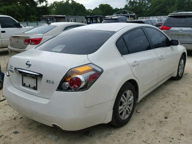 1N4AL2AP4CN425222 - 2012 NISSAN ALTIMA BAS WHITE photo 4