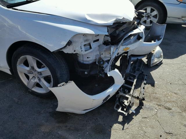1G1ZB5E01CF148658 - 2012 CHEVROLET MALIBU LS WHITE photo 9