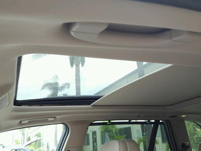 5UXZW0C55D0B95789 - 2013 BMW X5 XDRIVE3 WHITE photo 9