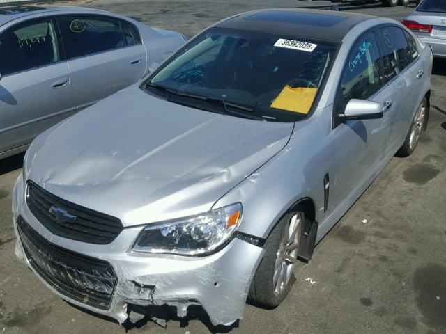 6G3F15RW3FL102236 - 2015 CHEVROLET SS SILVER photo 2