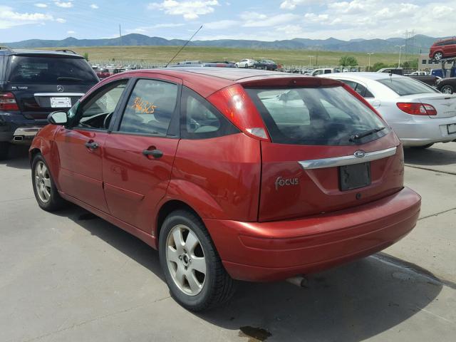 3FAFP37332R110251 - 2002 FORD FOCUS ZX5 RED photo 3