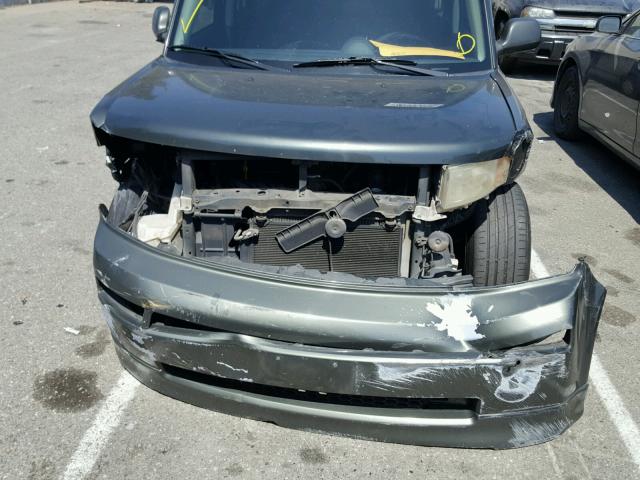 JTLKT324840141281 - 2004 TOYOTA SCION XB Grün Foto 9