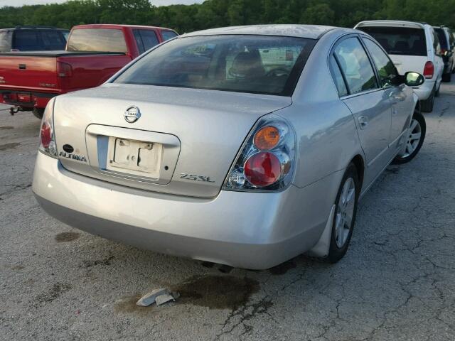 1N4AL11D14C109337 - 2004 NISSAN ALTIMA BAS SILVER photo 4