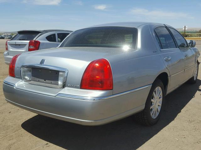 1LNHM81V46Y619450 - 2006 LINCOLN TOWN CAR S SILVER photo 4