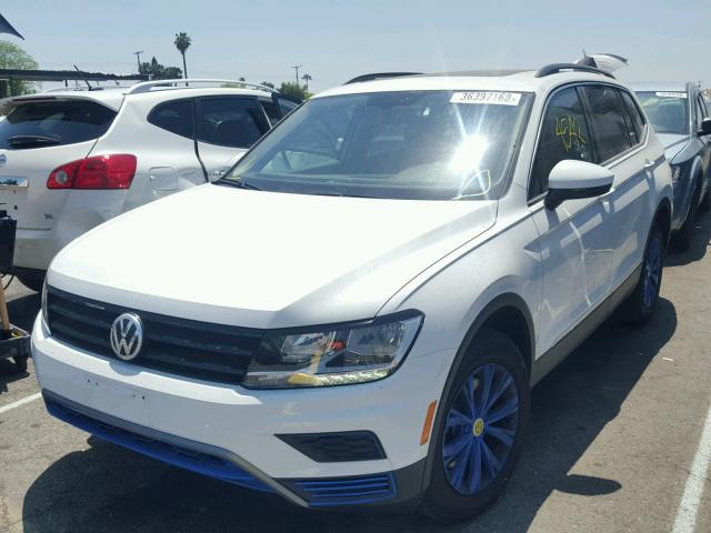 3VV3B7AX9JM087084 - 2018 VOLKSWAGEN TIGUAN SE WHITE photo 2