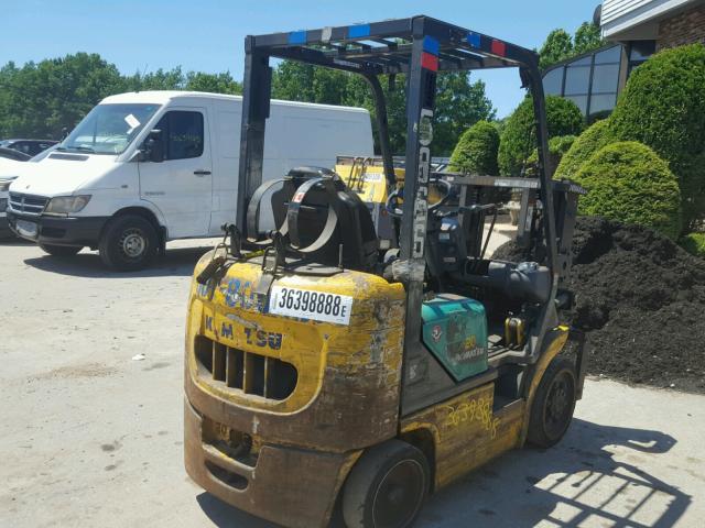 X00587815A - 2005 KMTS FORKLIFT YELLOW photo 4