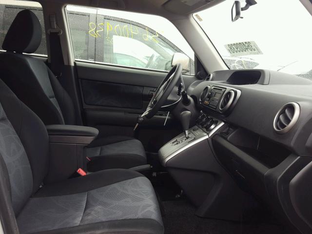 JTLZE4FEXCJ009830 - 2012 TOYOTA SCION XB ვერცხლისფერი ფოტო 5