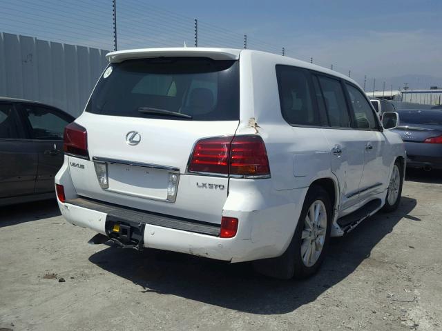 JTJHY00W184013146 - 2008 LEXUS LX 570 WHITE photo 4