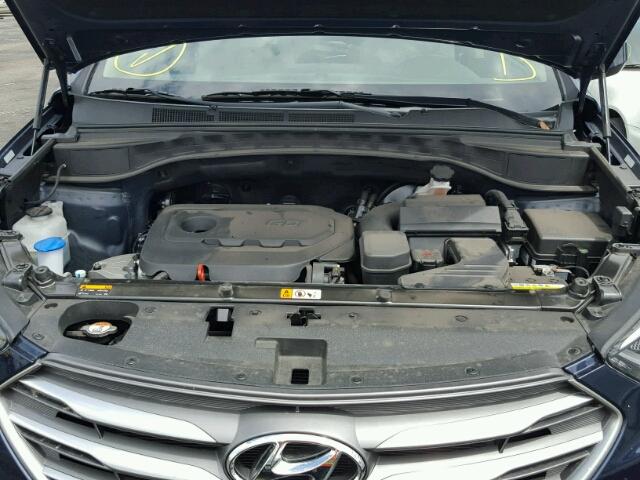 5XYZT3LB6HG405685 - 2017 HYUNDAI SANTA FE S Blau Foto 7