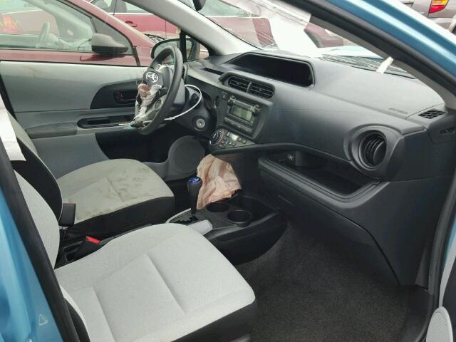 JTDKDTB35D1053654 - 2013 TOYOTA PRIUS C BLUE photo 5