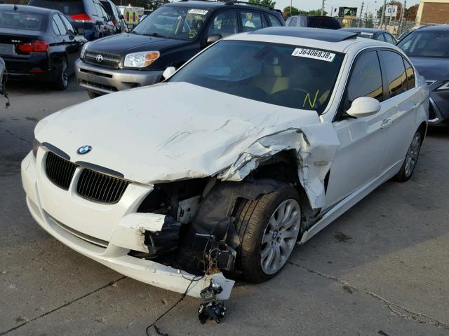 WBAVD53557A008885 - 2007 BMW 335 XI WHITE photo 2