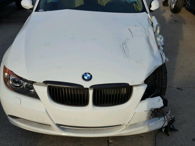 WBAVD53557A008885 - 2007 BMW 335 XI WHITE photo 7