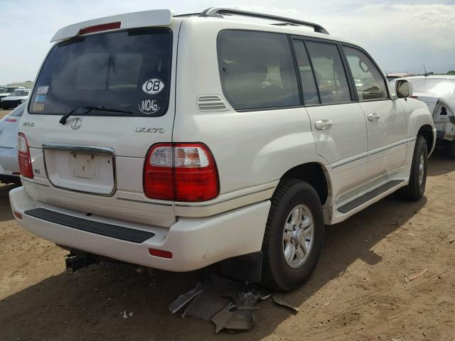 JTJHT00W213510569 - 2001 LEXUS LX 470 WHITE photo 4